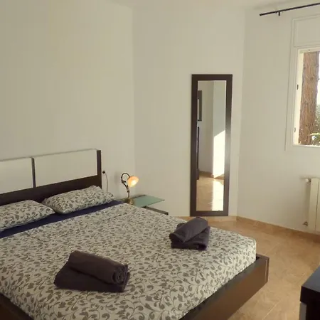 Sleeps 4 Pool Wifi